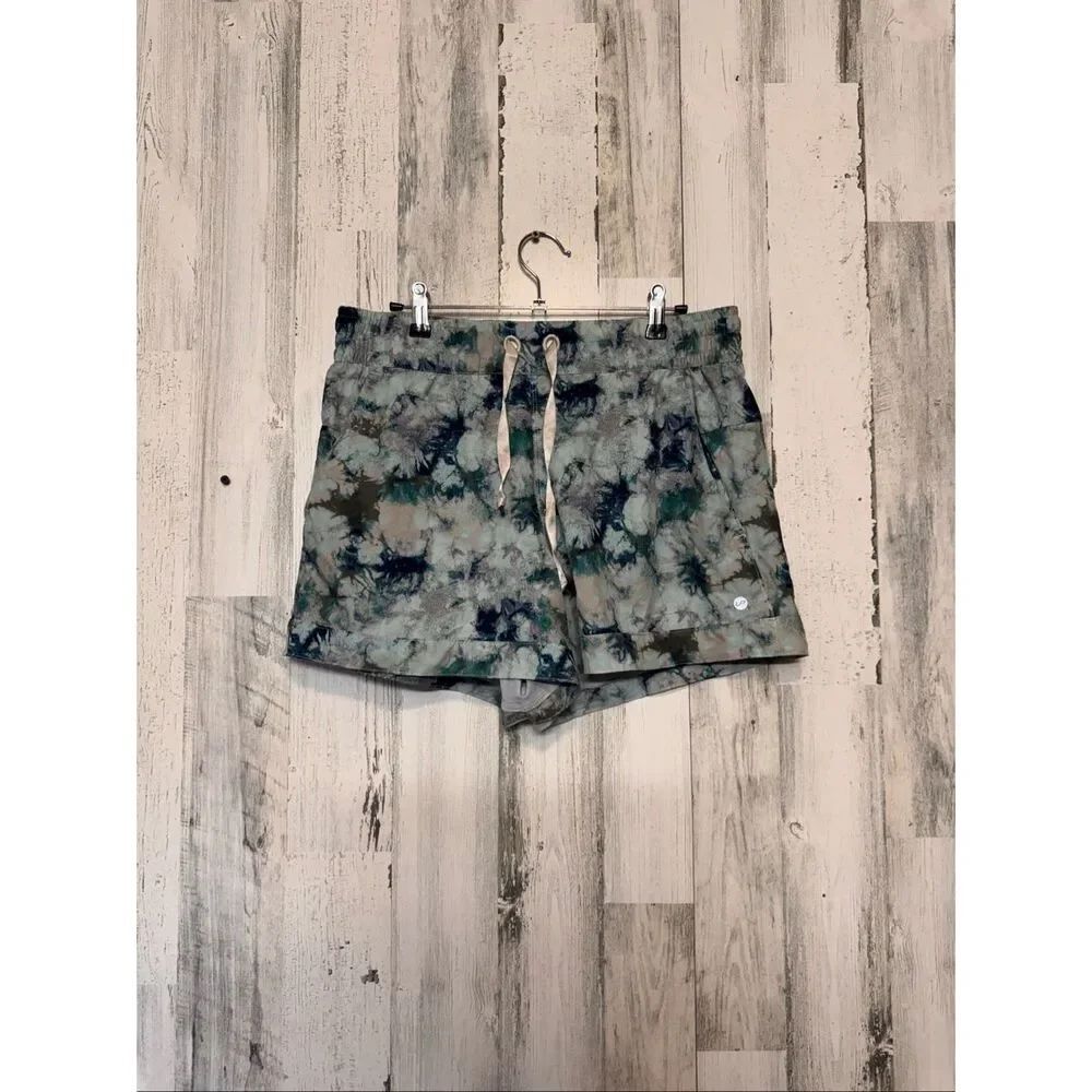 UNPRO Designed in New York City Tie Dye Athletic Shorts Womens Size Large L Elas